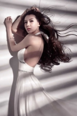 Escort  Feng from Mayfair
