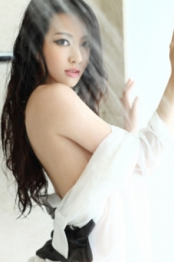 Escort  Bora from South Kensington