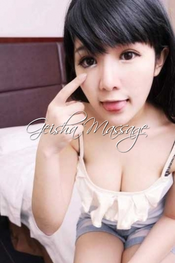 Vivian's photo 2